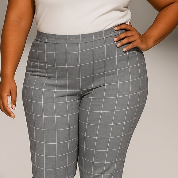 Plus size plaid pants - Picture 2 of 4